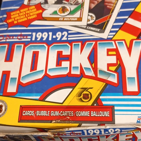 O-pee-chee 1991-92 hockey card unopened 36 sealed pack box with special inserts - Picture 3 of 12